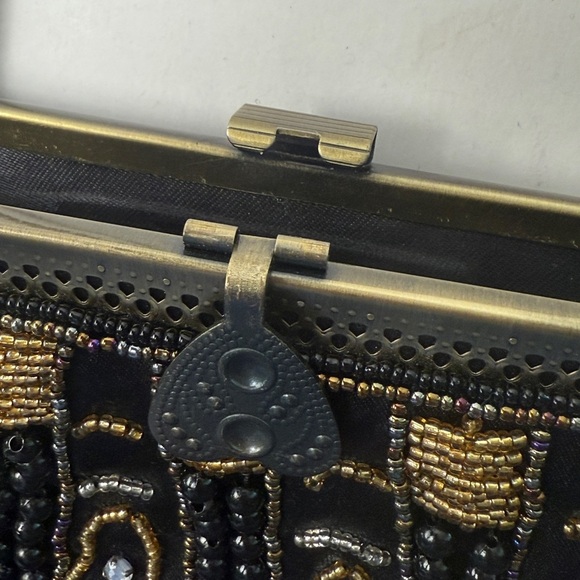 Vintage Looking Black Beaded Clutch Purse with Shoulder Chain Satin Flapper - Picture 7 of 12